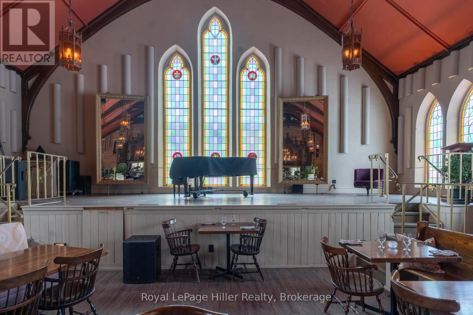 95 Waterloo St Street Property Photo 3