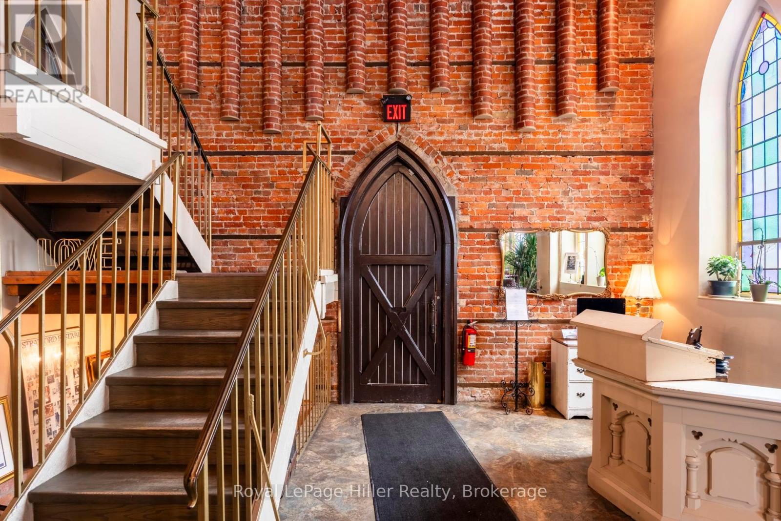 95 Waterloo St Street Property Photo 10