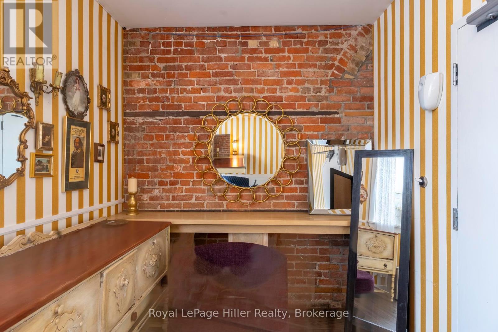 95 Waterloo St Street Property Photo 13