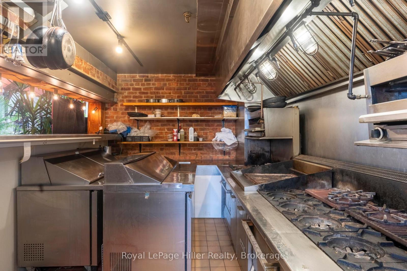 95 Waterloo St Street Property Photo 22