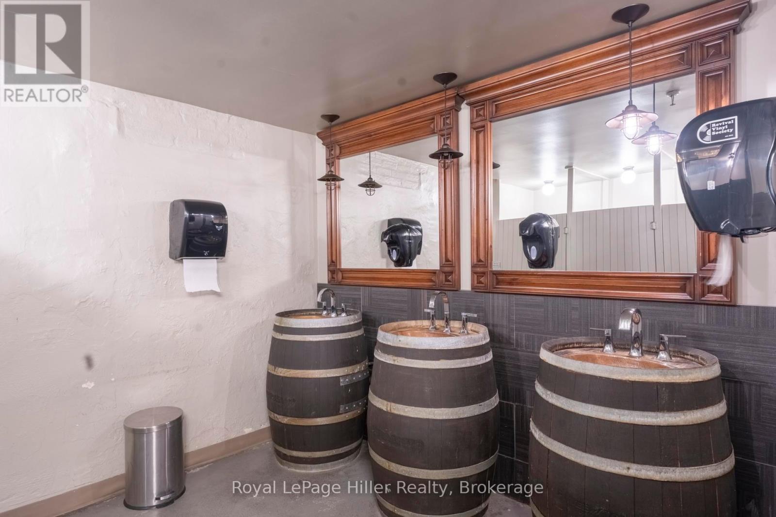 95 Waterloo St Street Property Photo 30