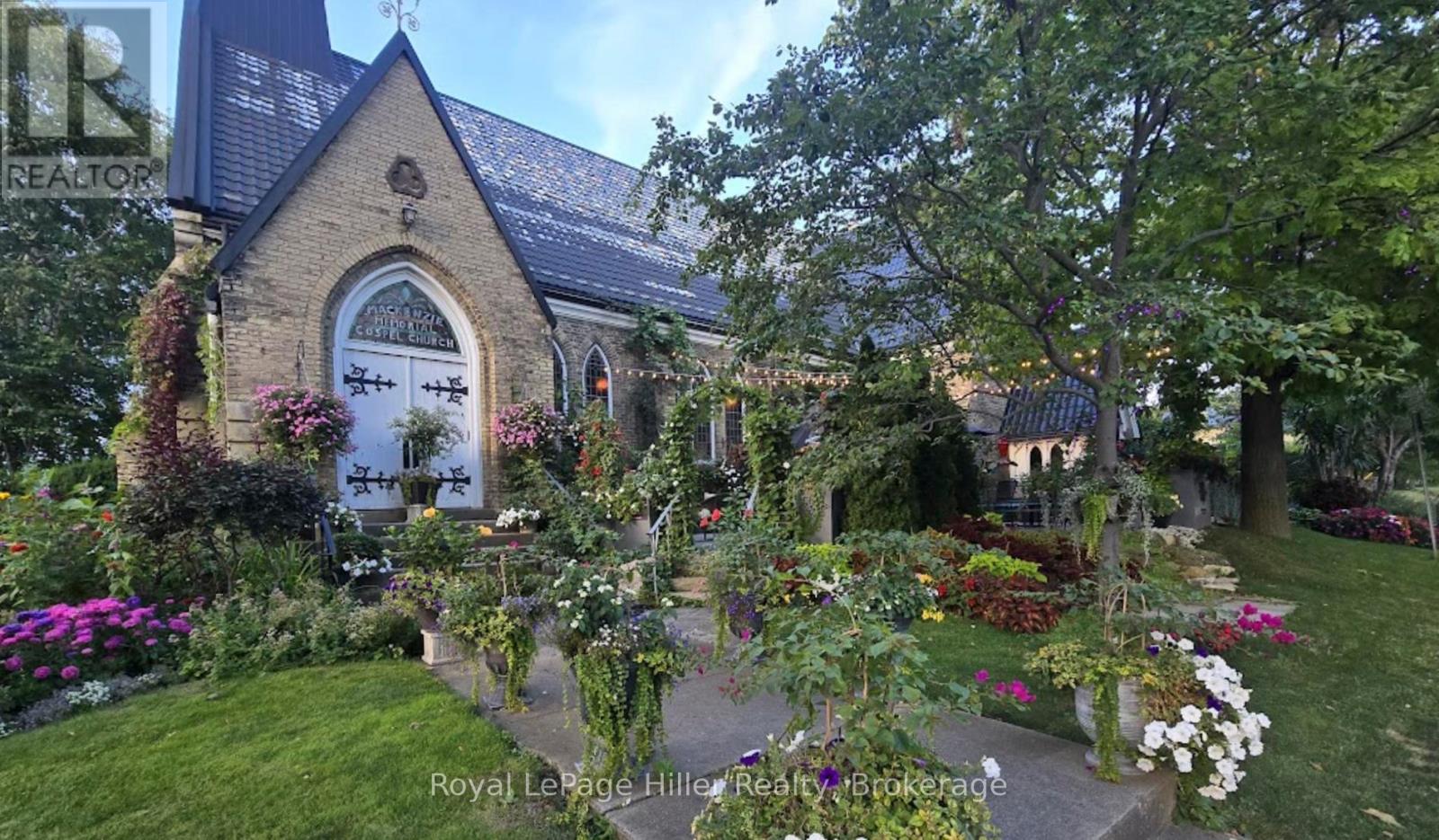 95 Waterloo St Street Property Photo 45