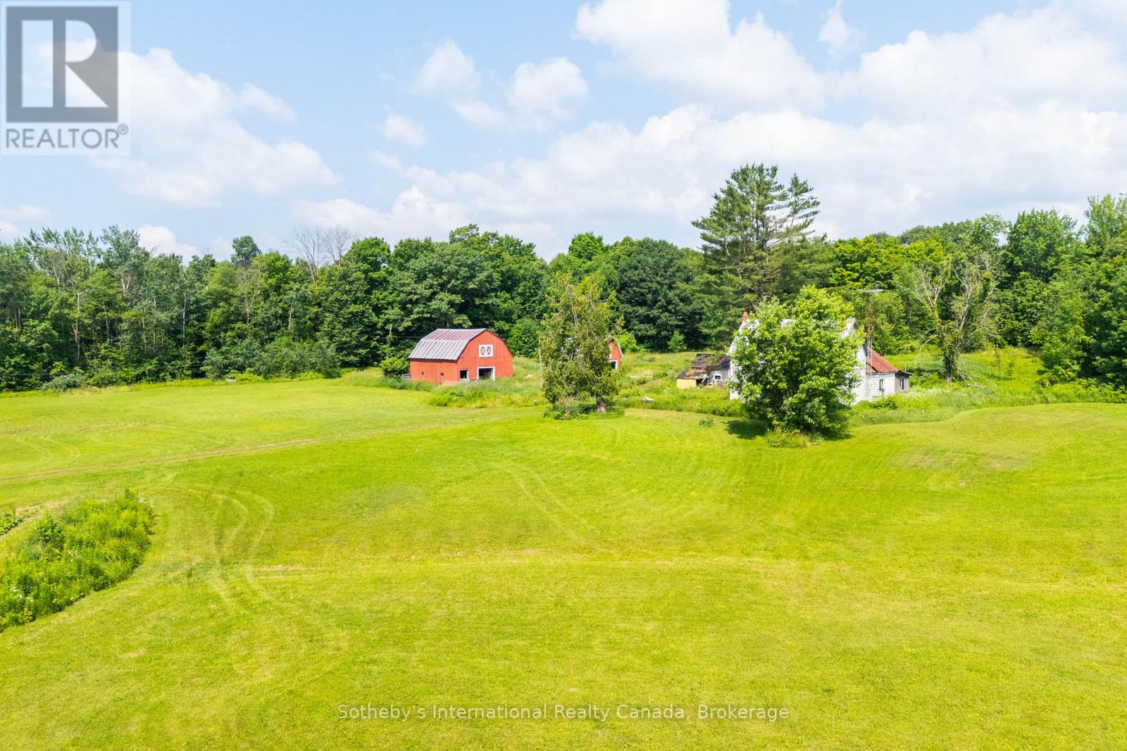 1316 Graham Road Property Photo 8