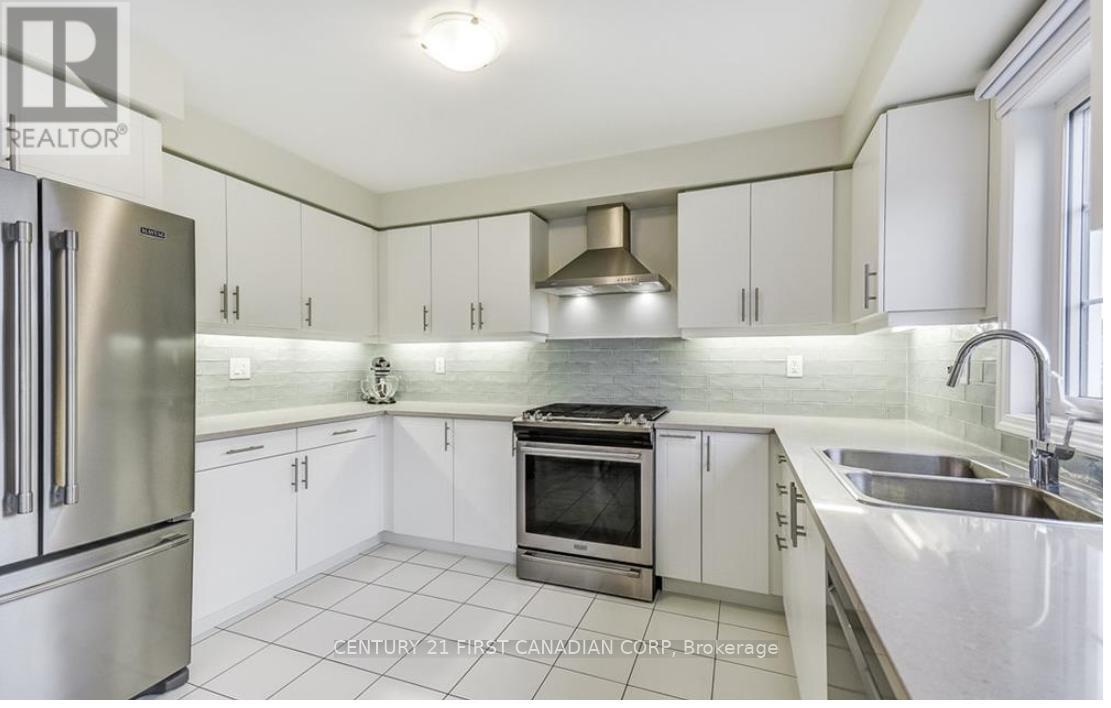 7732 Butternut Boulevard E Property Photo 5