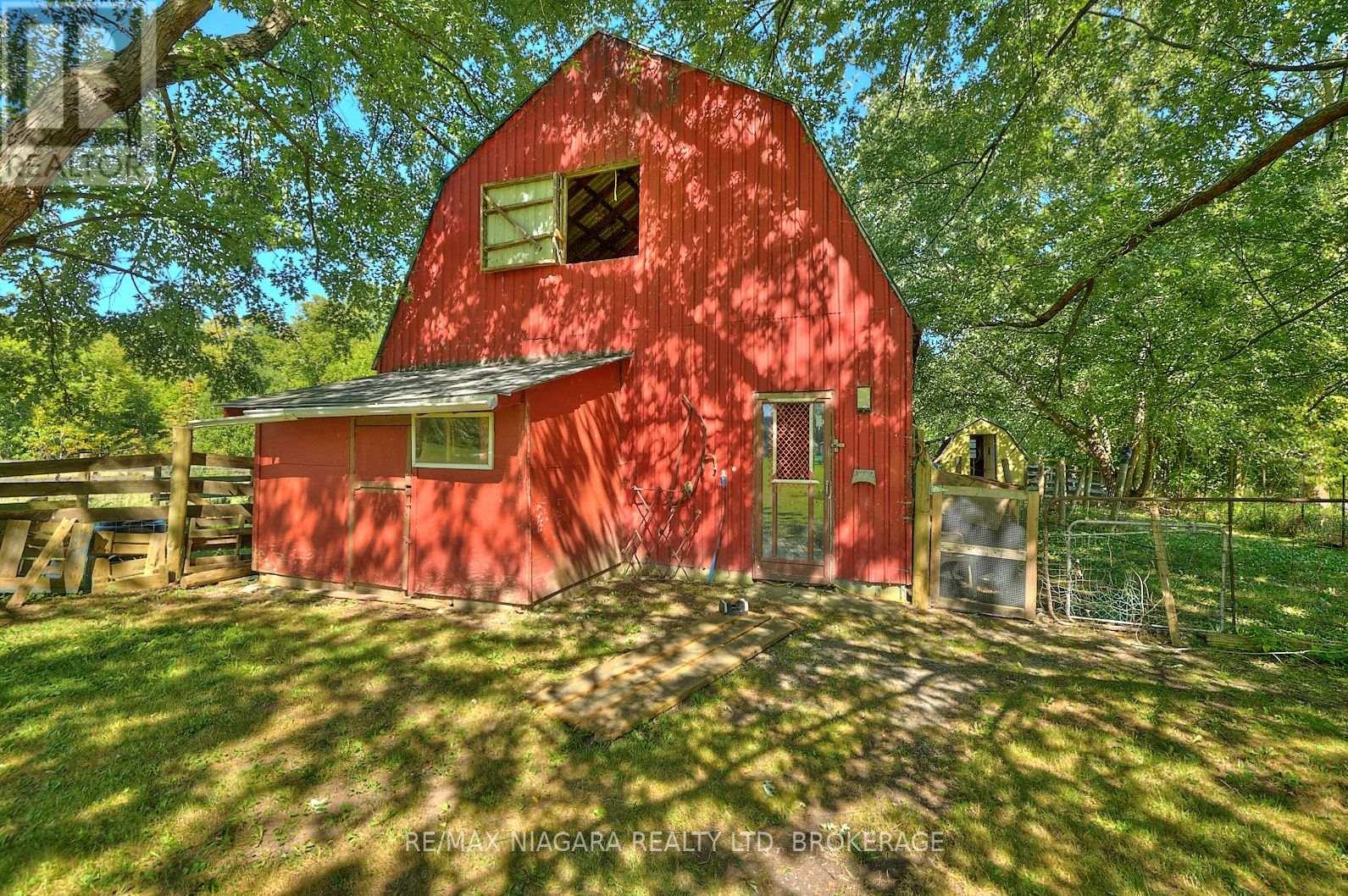 40252 Forks Road Property Photo 7