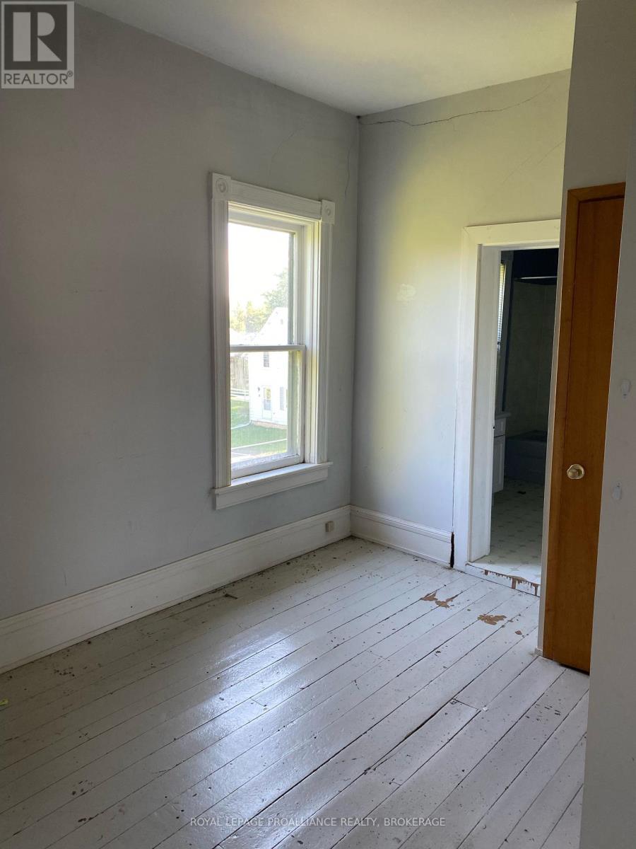 7719 Highway 42 Property Photo 18