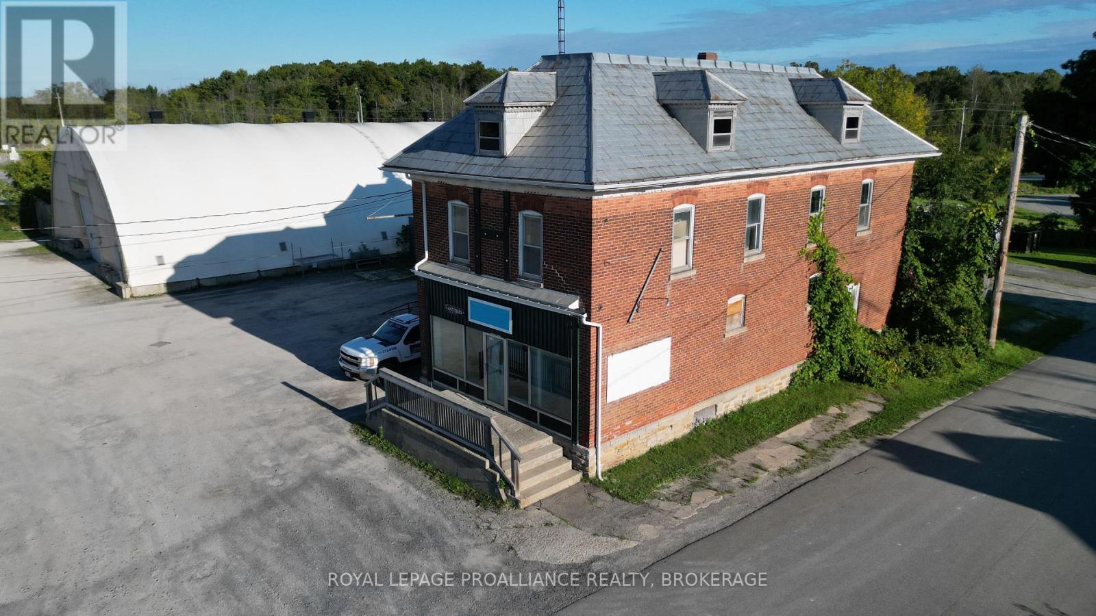 7719 Highway 42 Property Photo 29