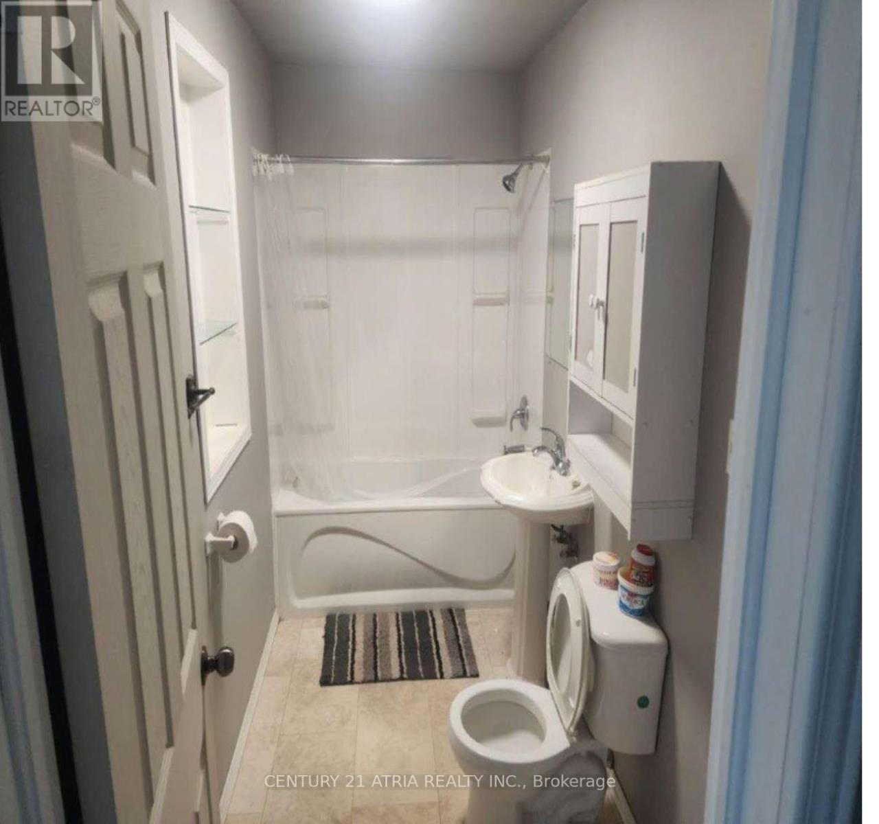 64 Toronto Avenue Property Photo 5