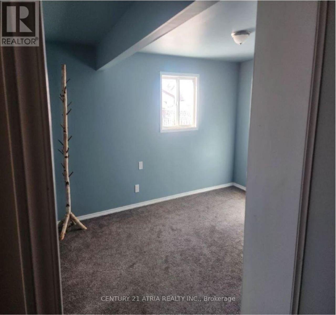 64 Toronto Avenue Property Photo 6