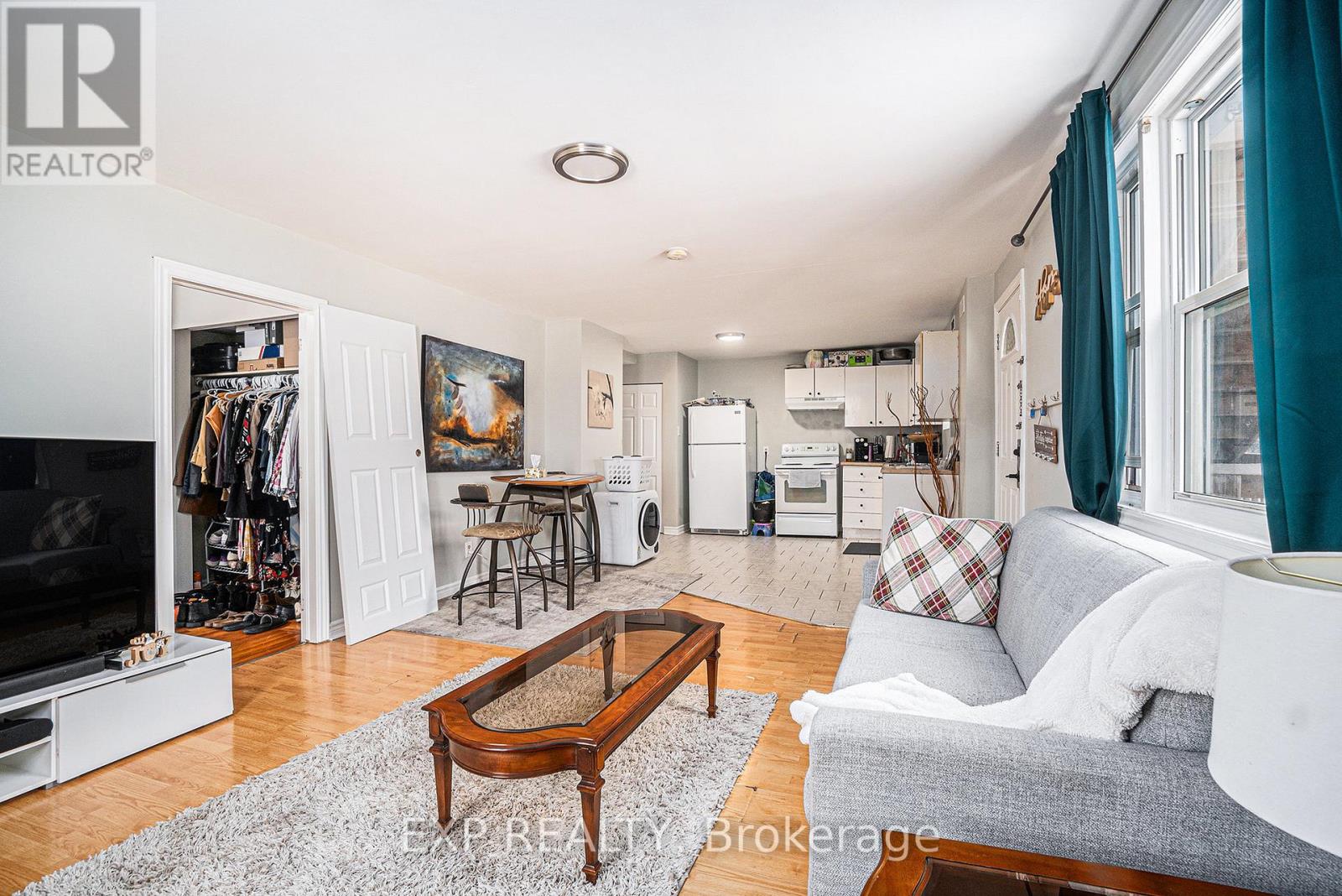 331 Mona Avenue Property Photo 2