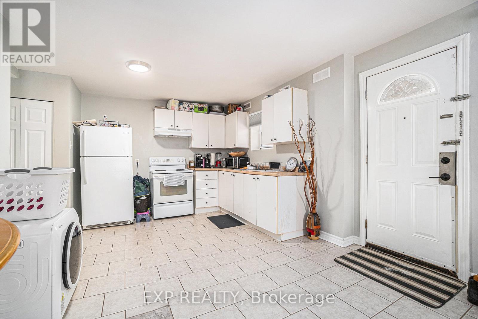 331 Mona Avenue Property Photo 6