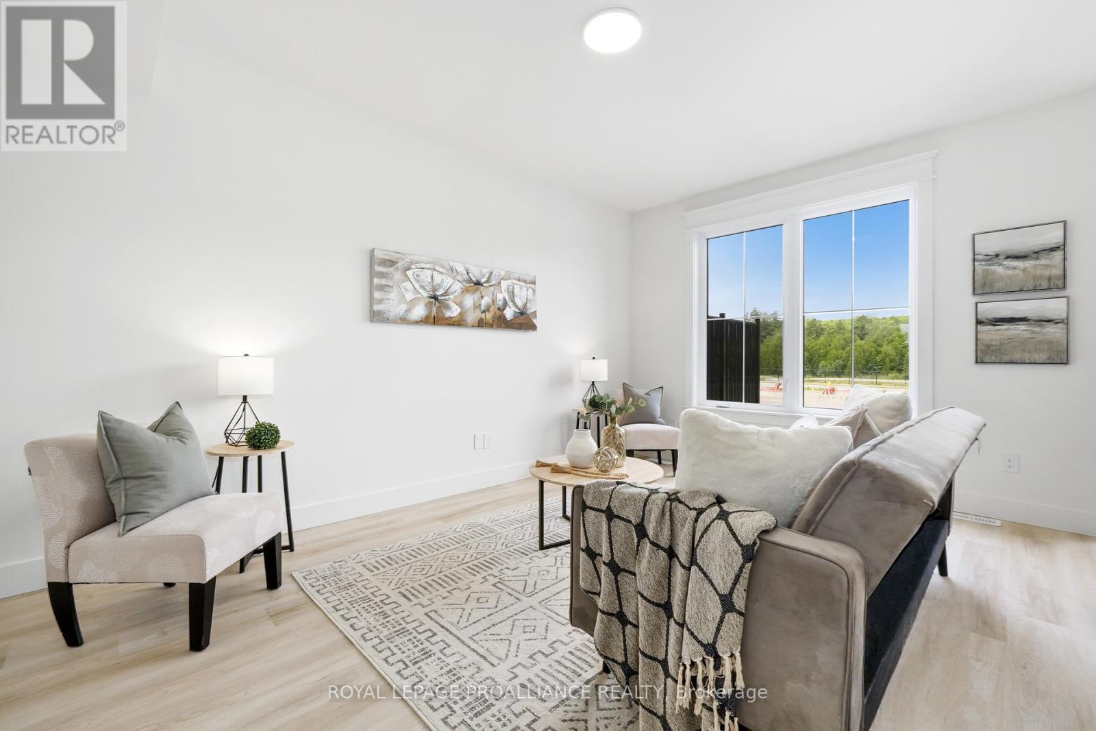 13 Hollingsworth Street Property Photo 15
