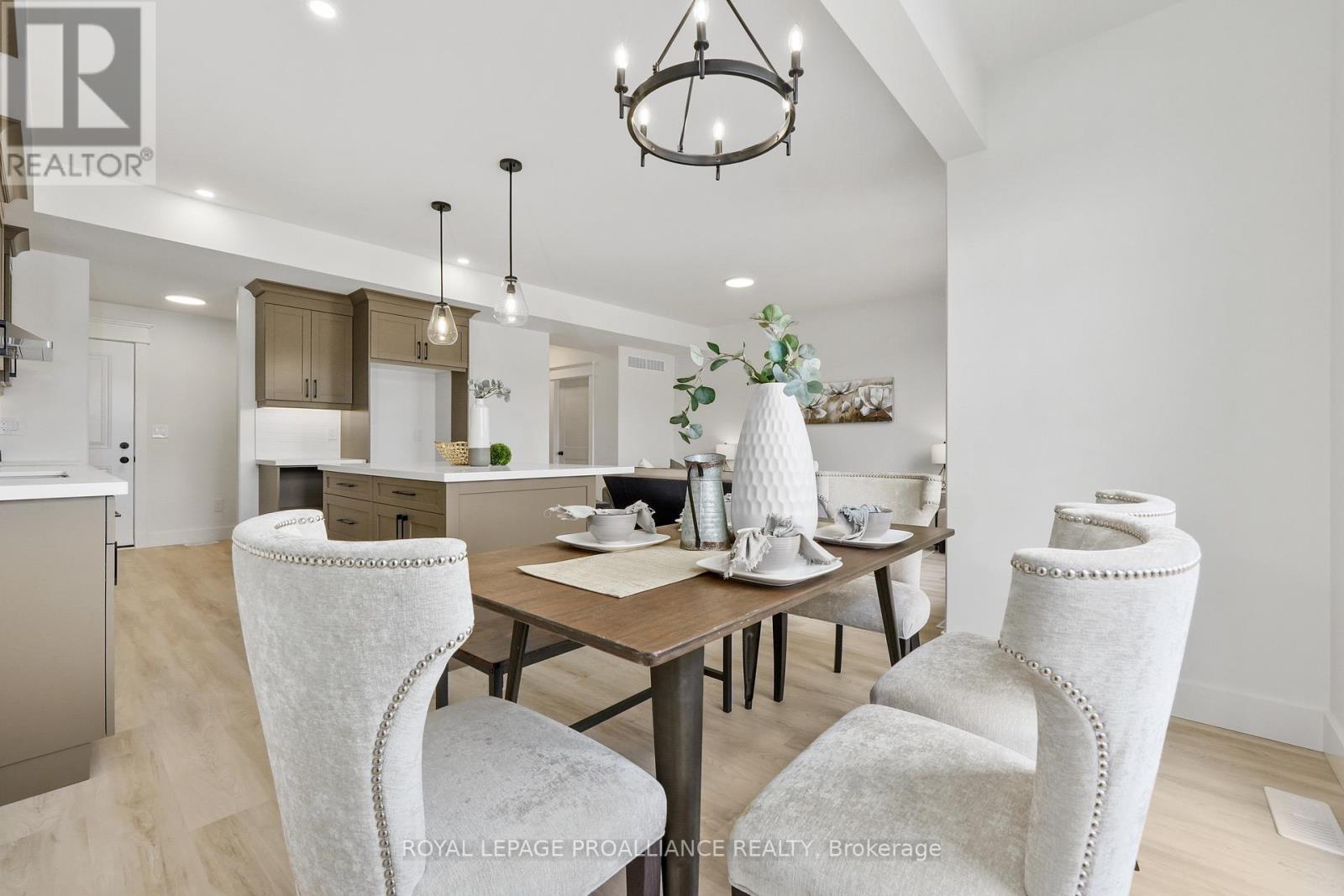 13 Hollingsworth Street Property Photo 19