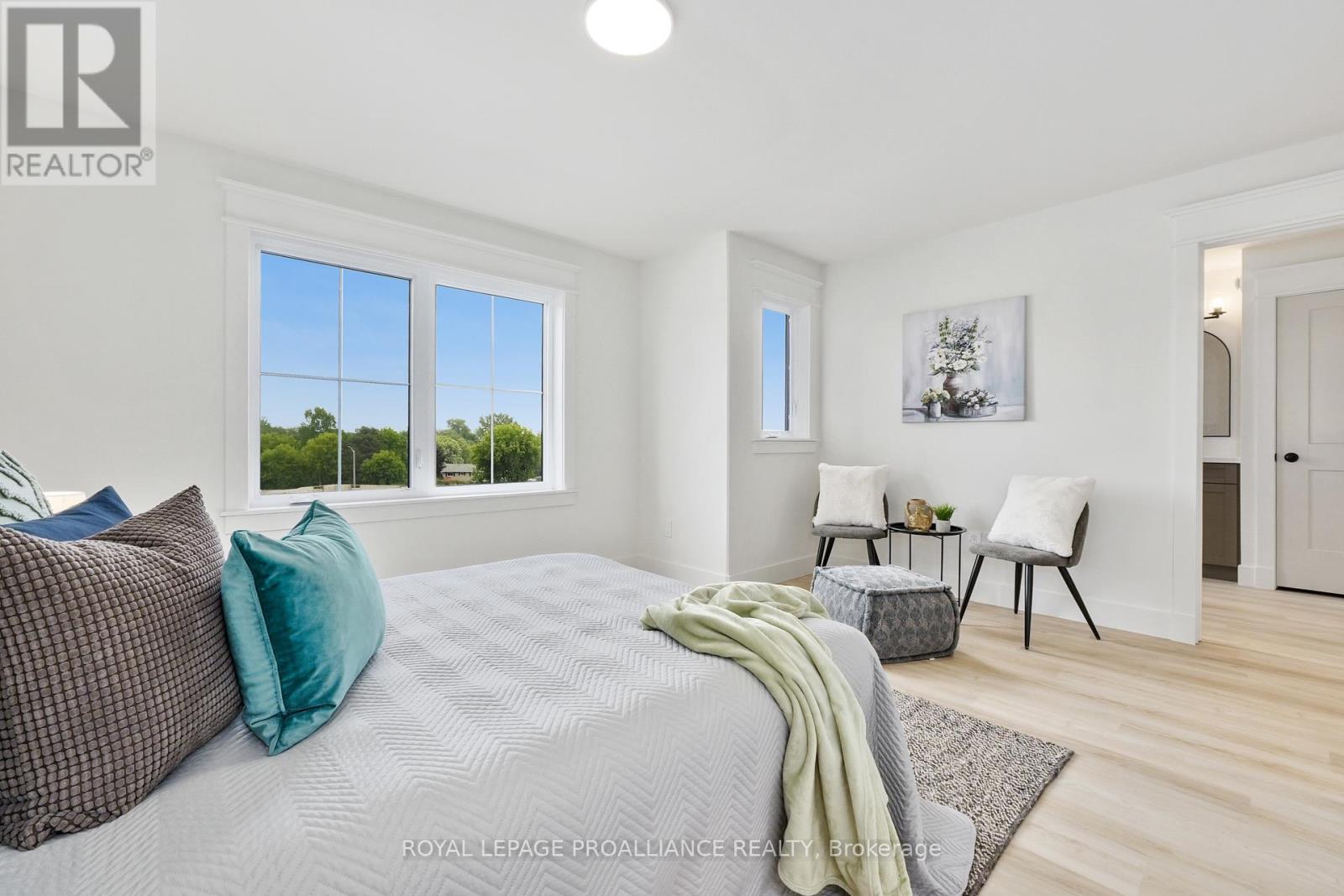 13 Hollingsworth Street Property Photo 32