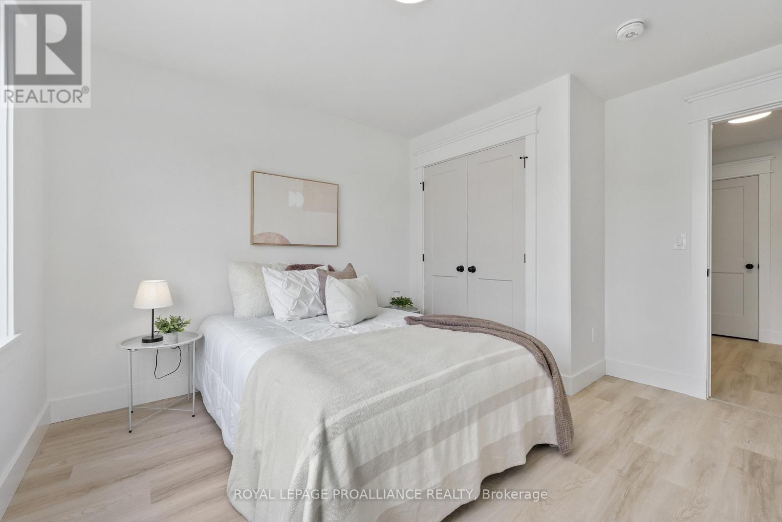 13 Hollingsworth Street Property Photo 39