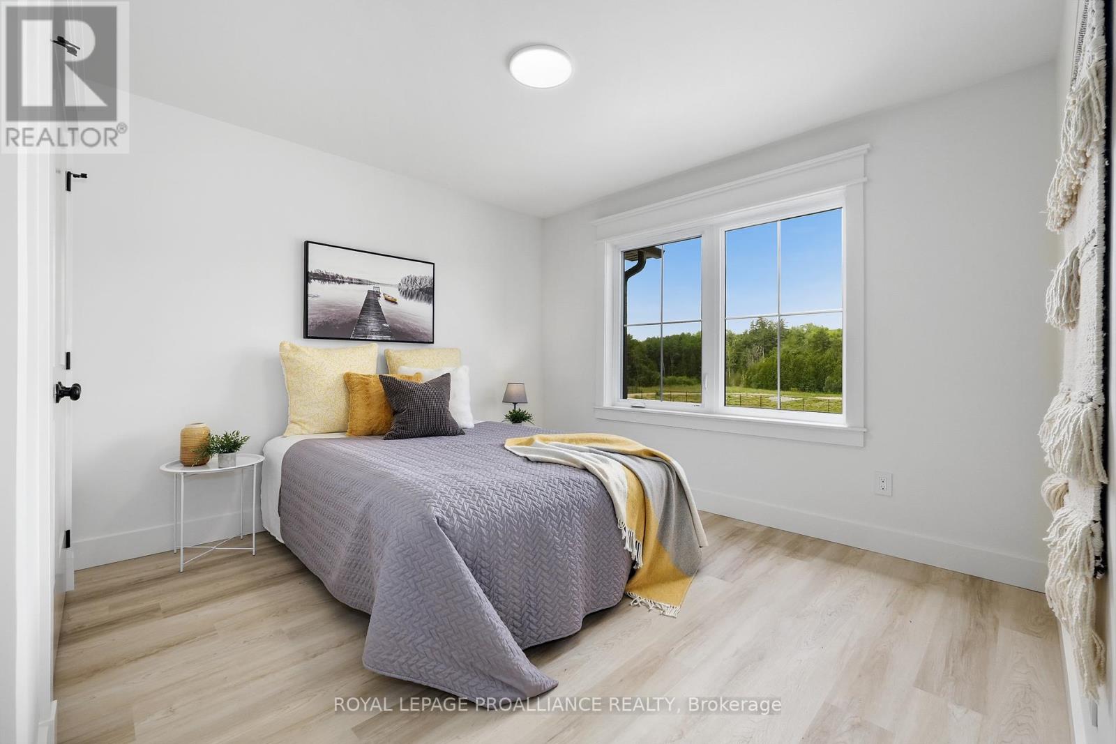 13 Hollingsworth Street Property Photo 40