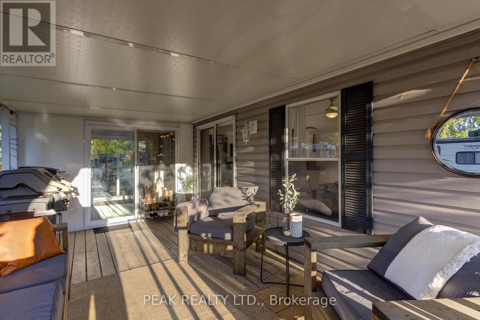 153 - 580 Beaver Creek Road Property Photo 7