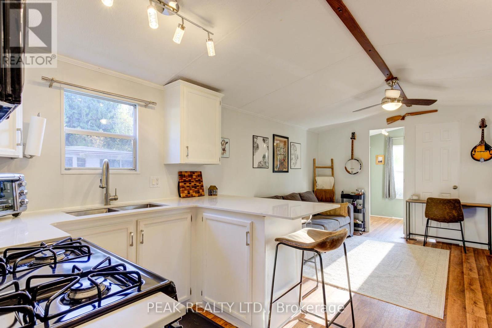 153 - 580 Beaver Creek Road Property Photo 13