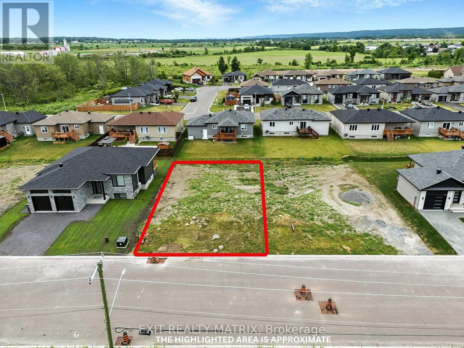 720 WEST STREET Property Photo 1