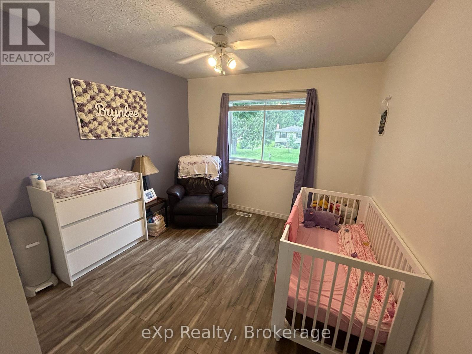 6 Bill Street Property Photo 12