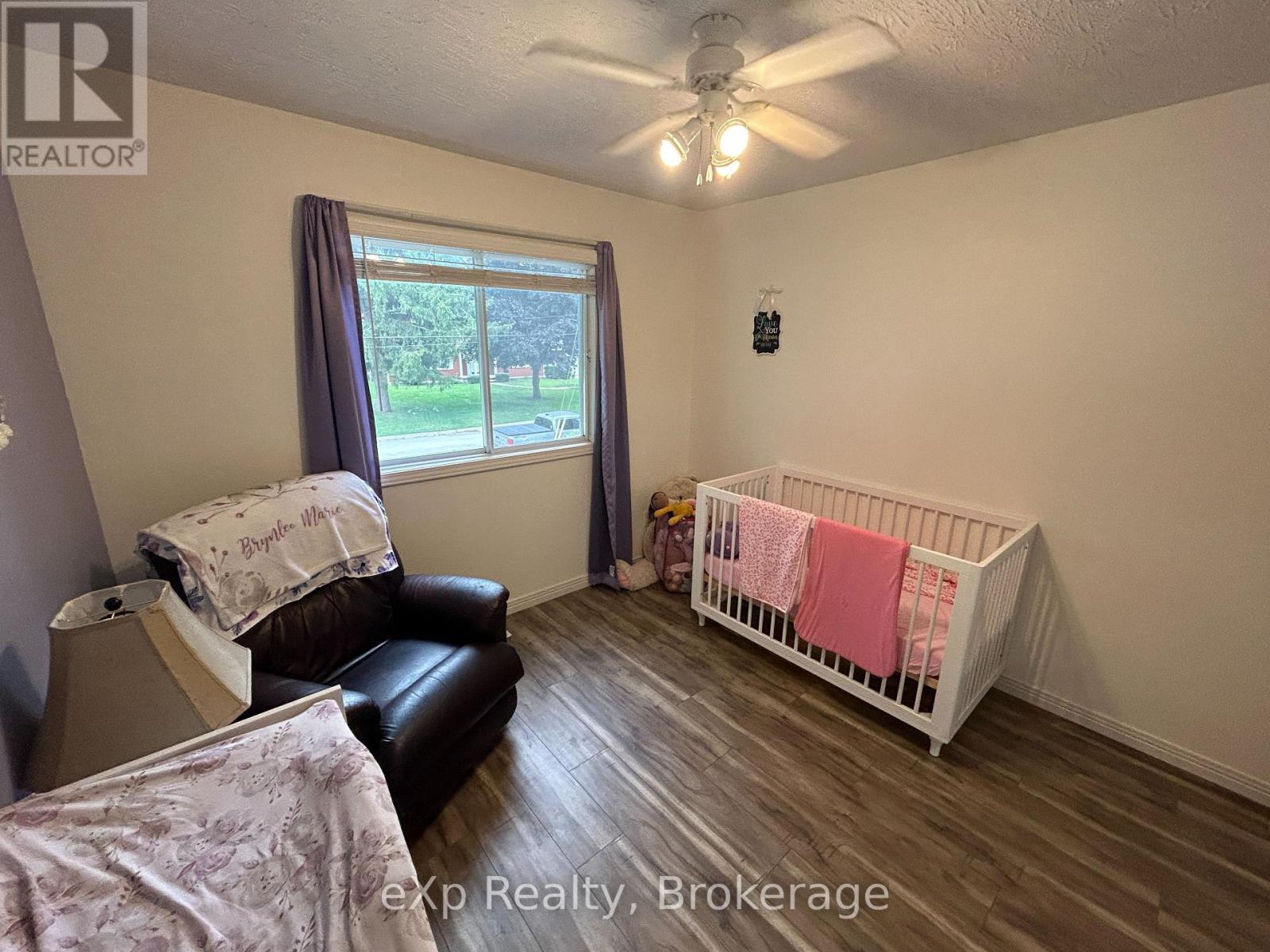 6 Bill Street Property Photo 13