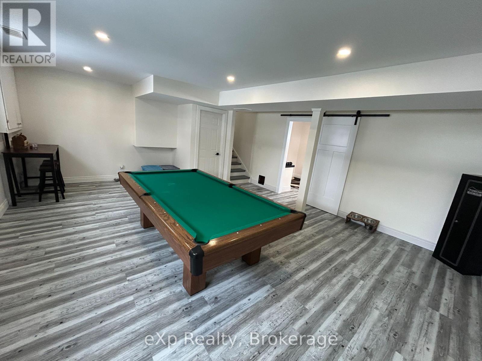 6 Bill Street Property Photo 20