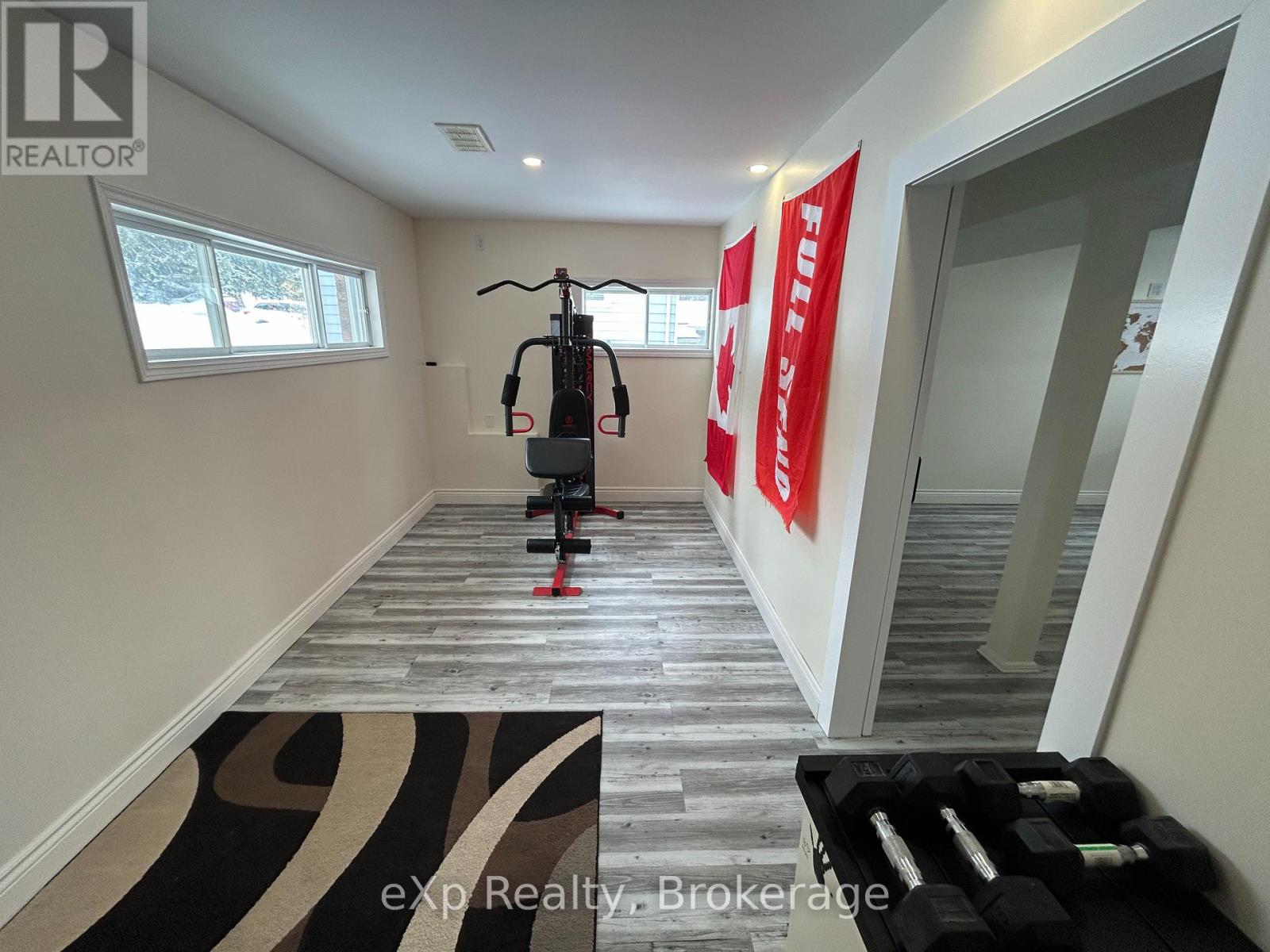 6 Bill Street Property Photo 22