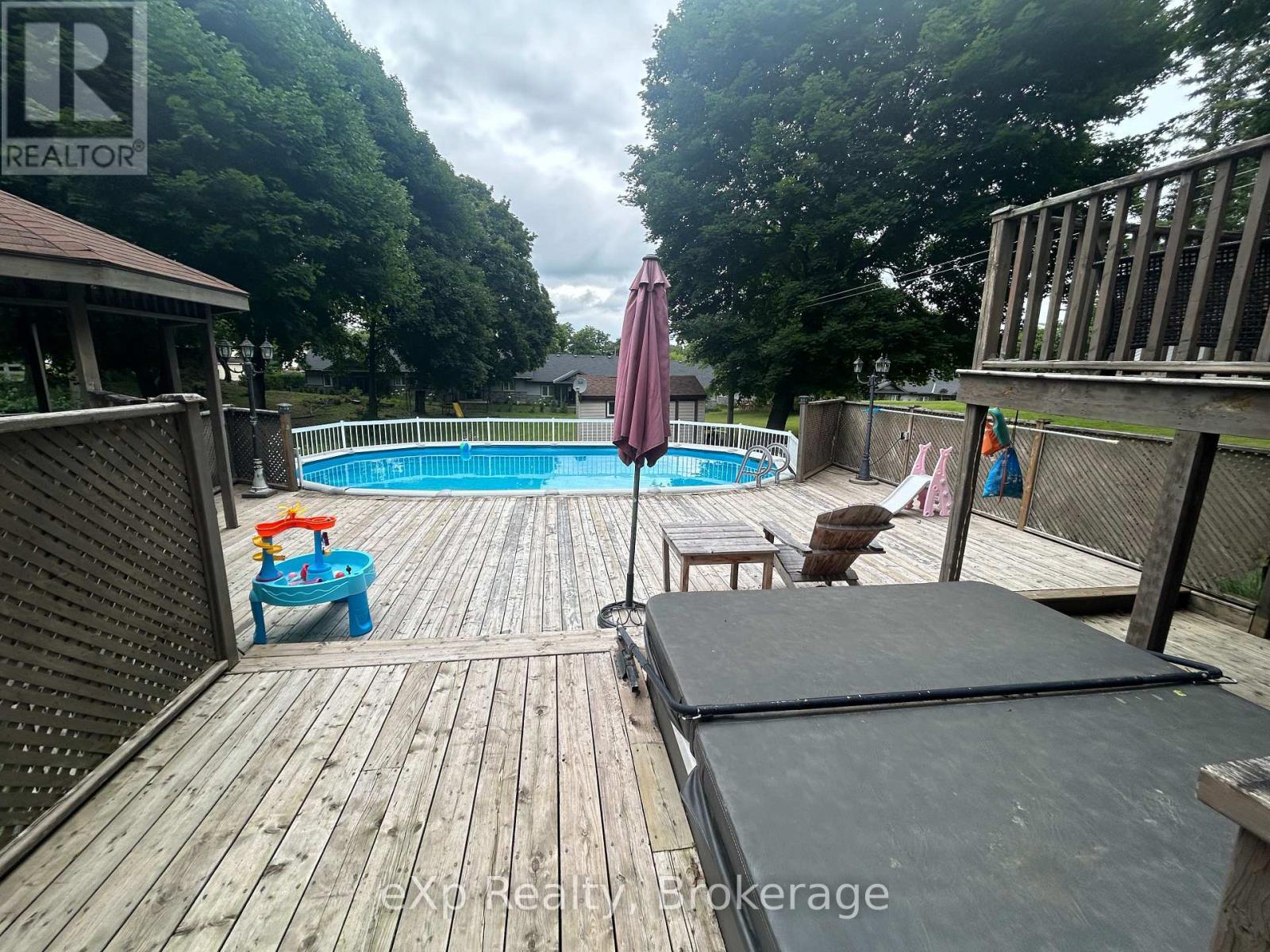 6 Bill Street Property Photo 28