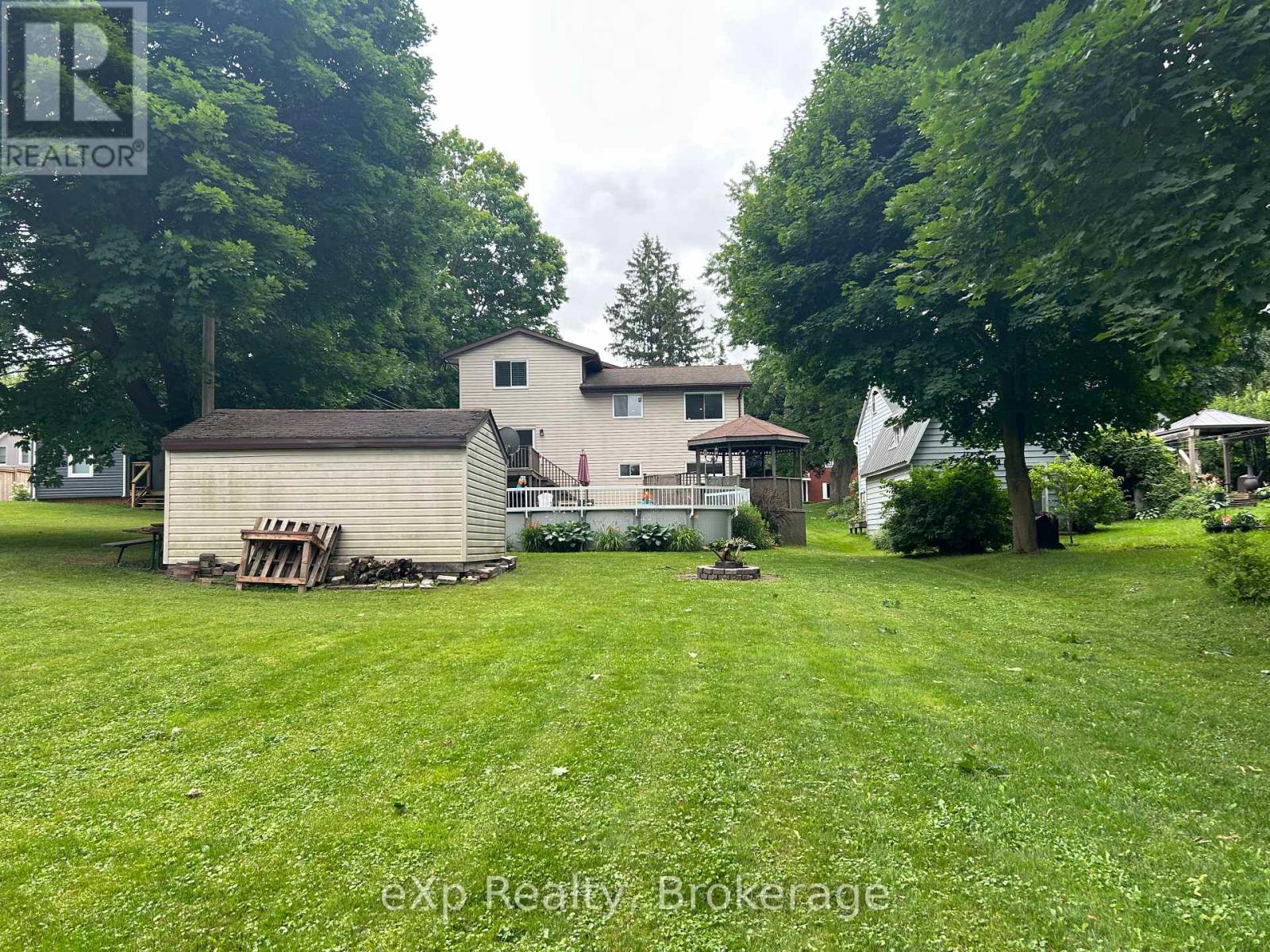 6 Bill Street Property Photo 31
