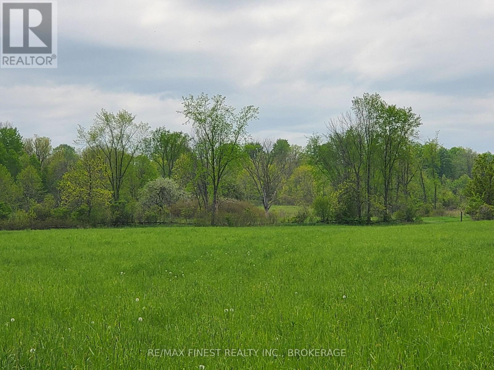 4677 Petworth Road Property Photo 2