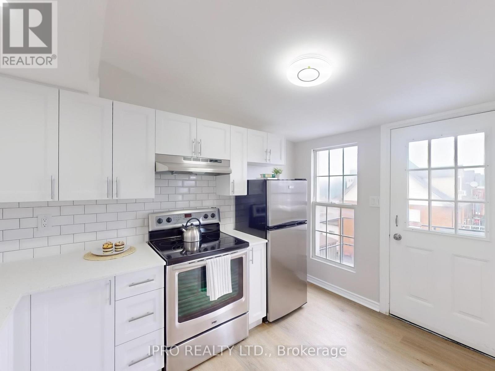 67 Aikman Avenue Property Photo 3