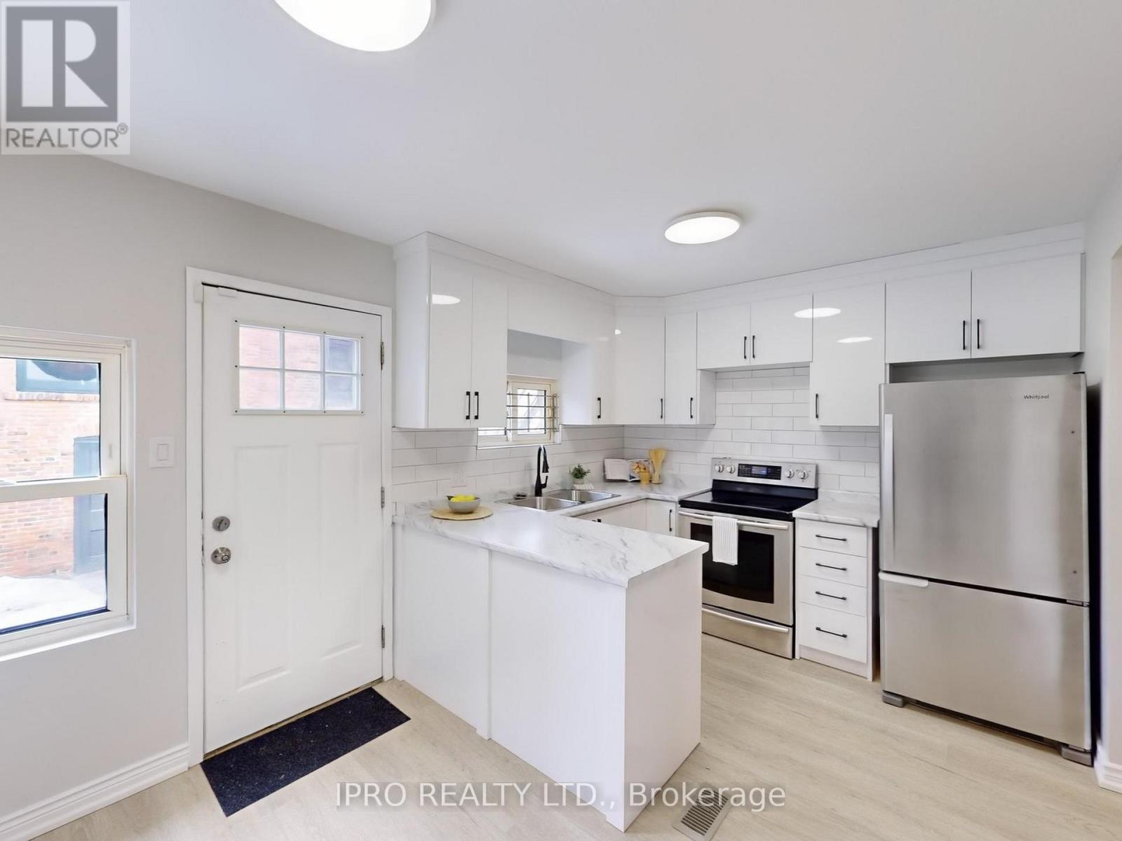 67 Aikman Avenue Property Photo 12