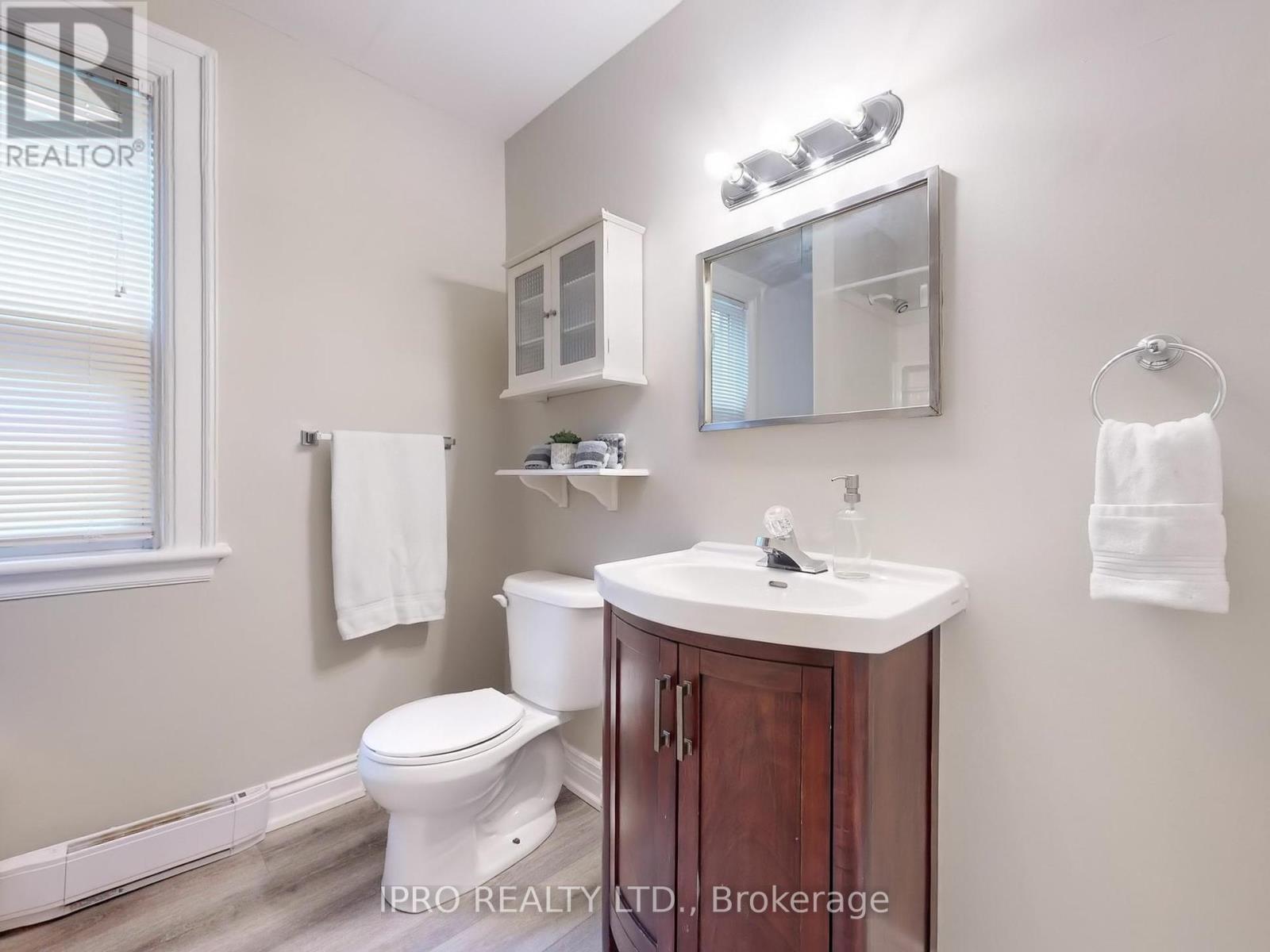 67 Aikman Avenue Property Photo 19