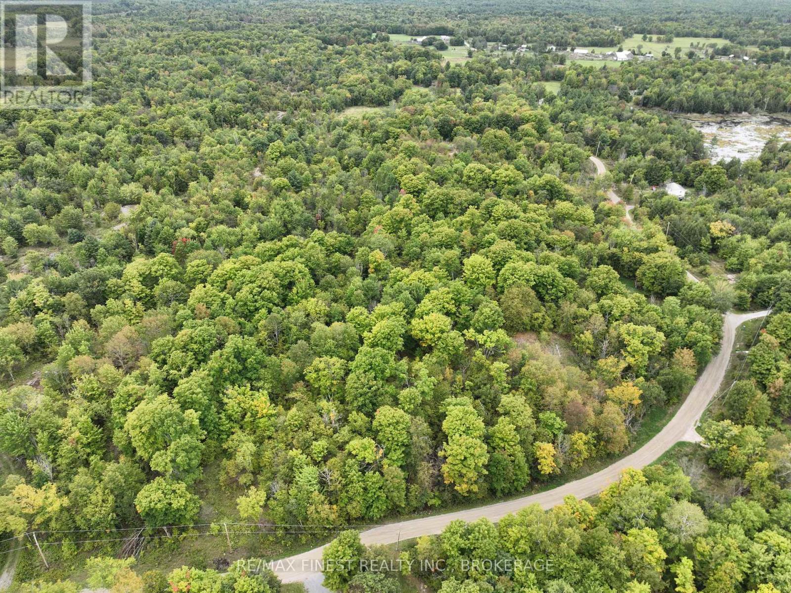 1147 Cronk Road Property Photo 3