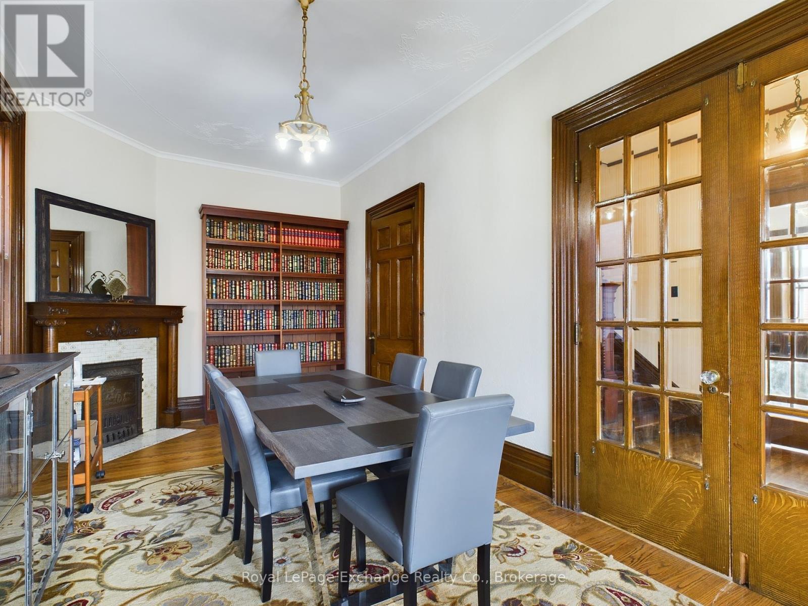 167 10th Street W Property Photo 5