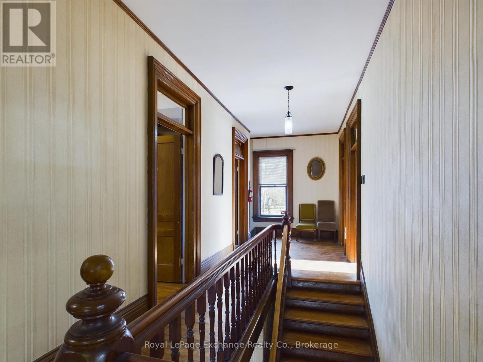 167 10th Street W Property Photo 11