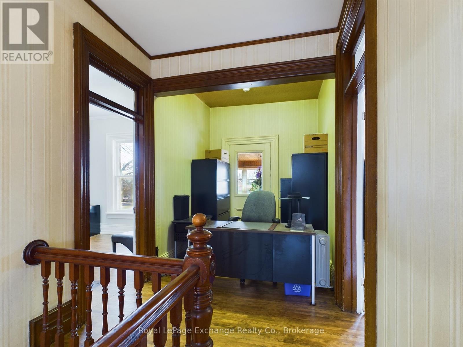 167 10th Street W Property Photo 19