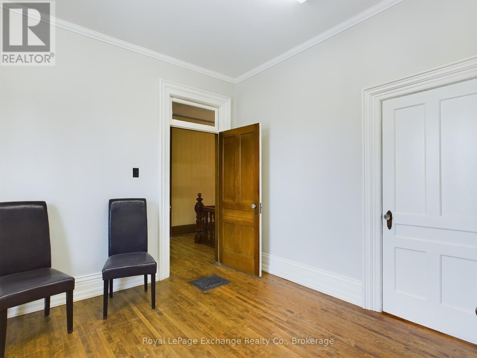 167 10th Street W Property Photo 21