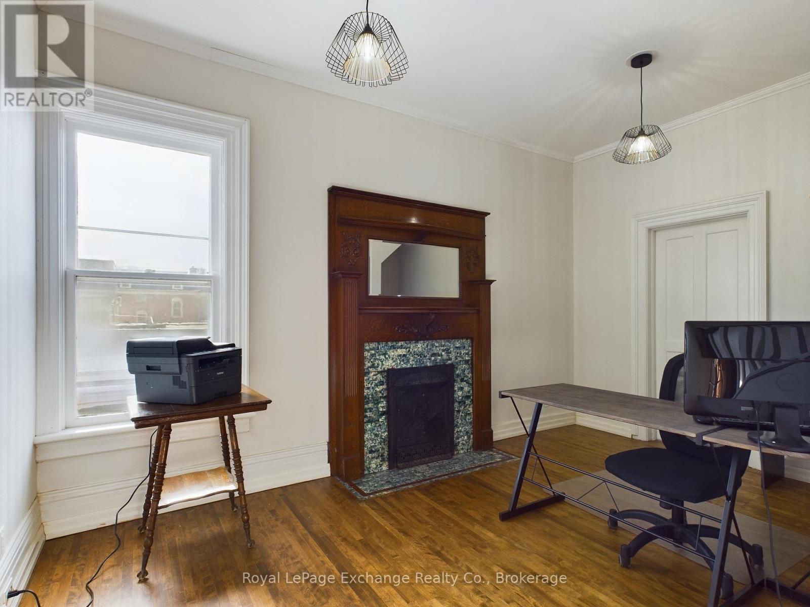 167 10th Street W Property Photo 22