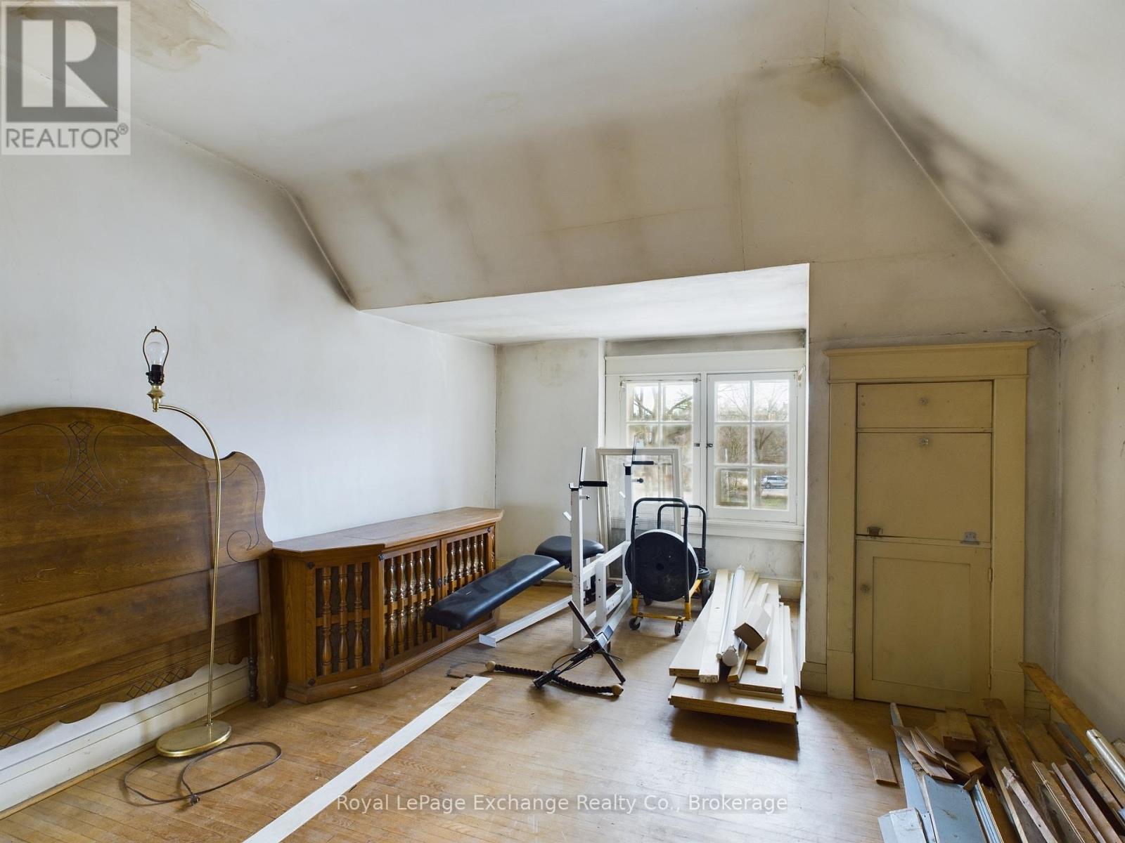 167 10th Street W Property Photo 26