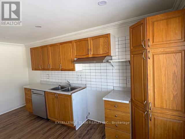 69-73 Leonia Street W Property Photo 5