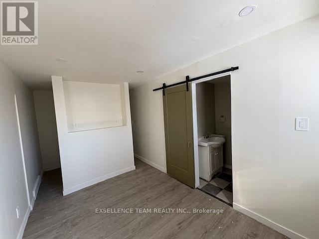 69-73 Leonia Street W Property Photo 9