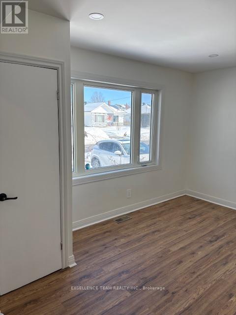 69-73 Leonia Street W Property Photo 15