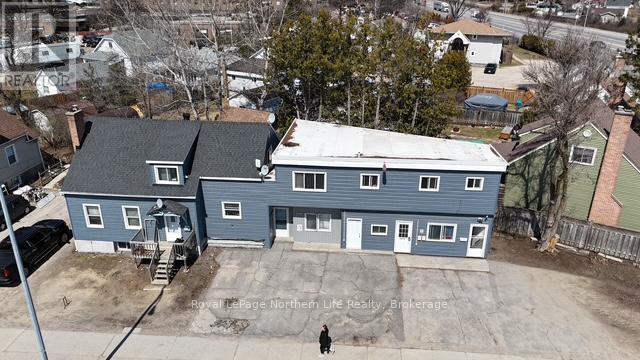 2060-2084 Cassells Street Property Photo 4