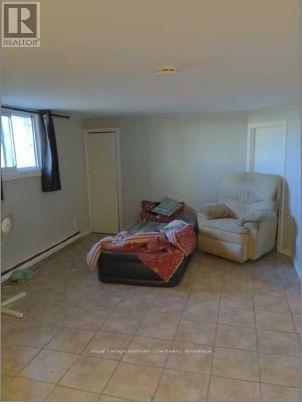 2060-2084 Cassells Street Property Photo 11