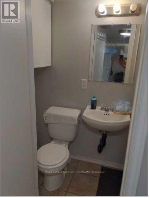 2060-2084 Cassells Street Property Photo 13