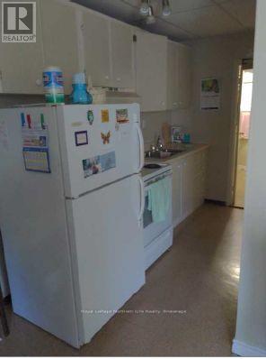 2060-2084 Cassells Street Property Photo 19