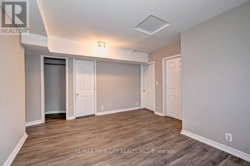 906 King Street E Property Photo 3