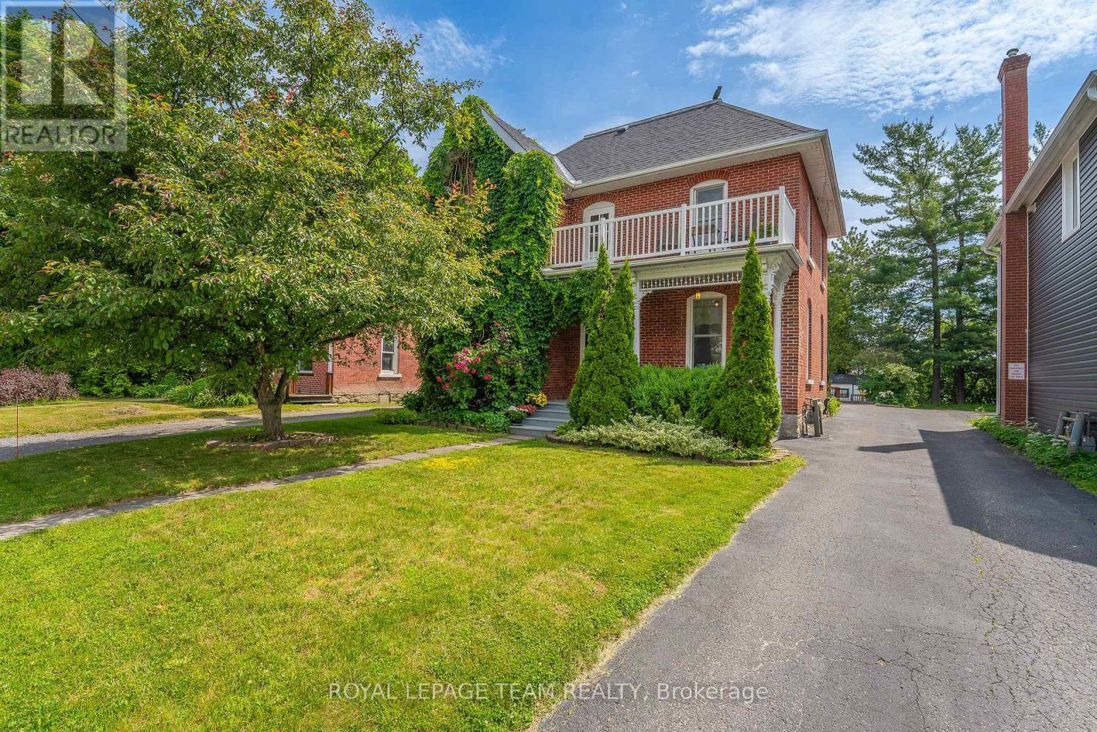 241 John Street Property Photo