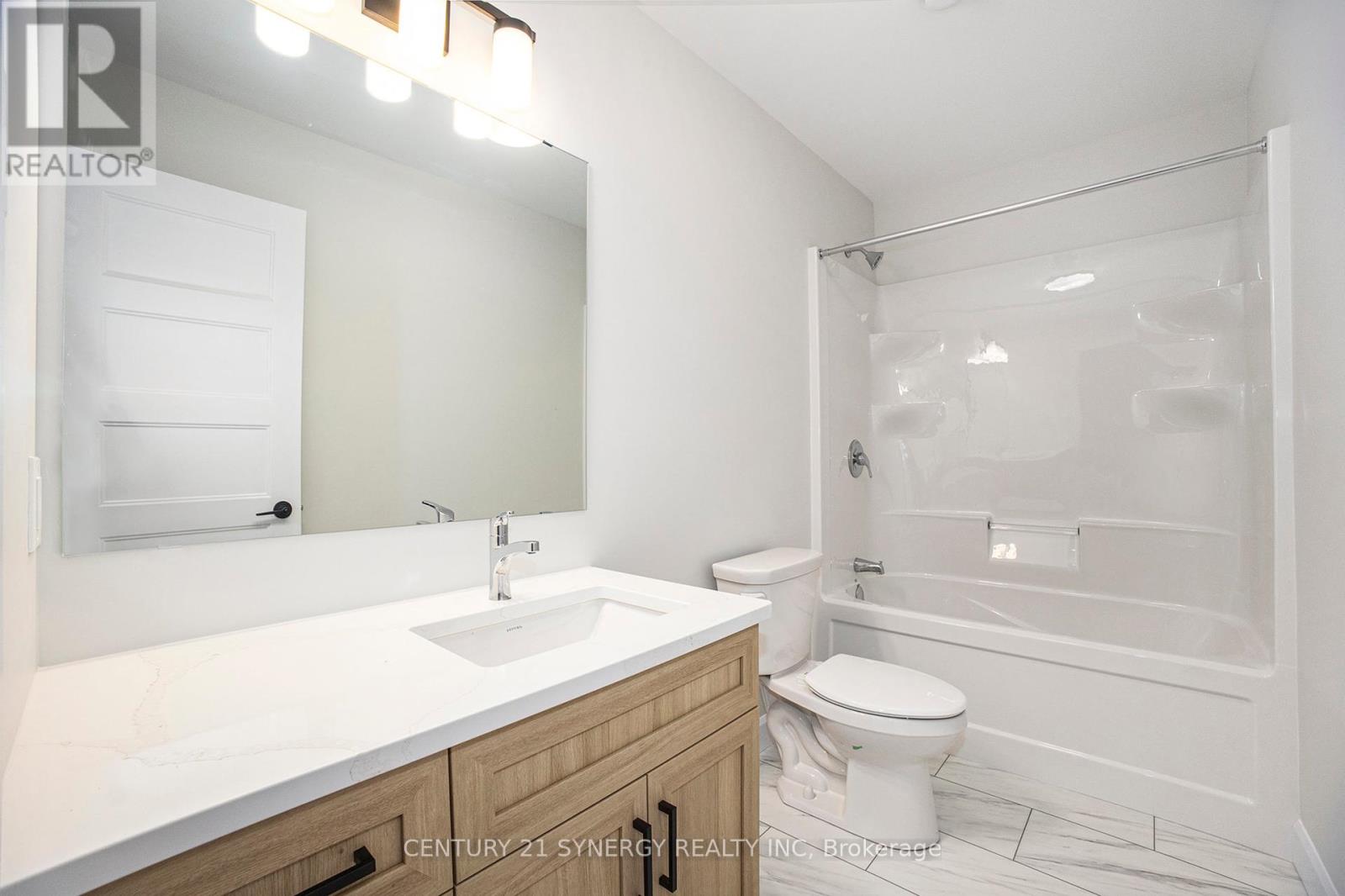 B - 65 Helen Street Property Photo 10